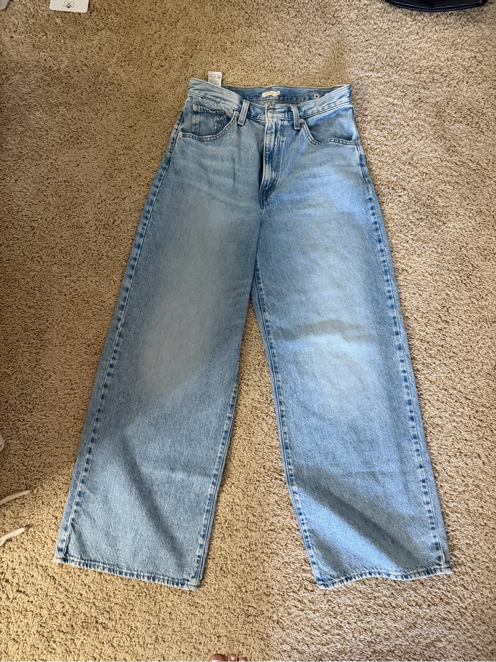 Cinch Light Blue high rise cinch Wide Leg Levi’s Jean